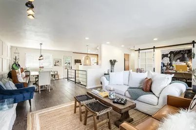 6701 S 2445 E, Cottonwood Heights, UT 84121 - Photo 9