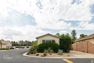 4400 W State St, Hurricane, UT 84737 - Photo 13