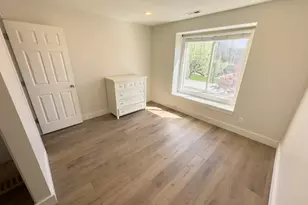 4097 S Highland Dr E, Holladay, UT 84124 - Photo 11