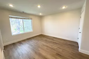 4097 S Highland Dr E, Holladay, UT 84124 - Photo 9