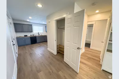 4097 S Highland Dr E #3A, Holladay, UT 84124 - Photo 7