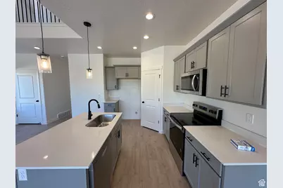 373 E 1480 N #43, Salem, UT 84653 - Photo 13
