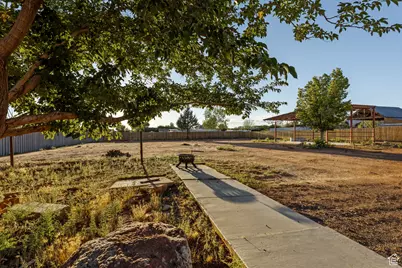 765 N Juniper St, Hildale, UT 84784 - Photo 55