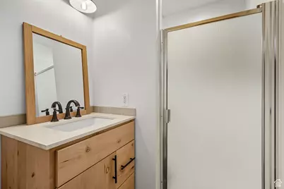 765 N Juniper St, Hildale, UT 84784 - Photo 39