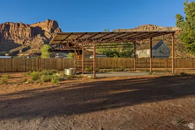 765 N Juniper St, Hildale, UT 84784 - Photo 5