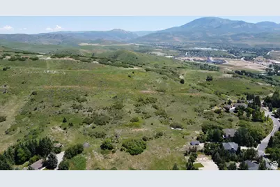 5570 W Mountain View Dr N, Mountain Green, UT 84050 - Photo 5