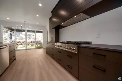 5619 S Fox Chase E, South Ogden, UT 84403 - Photo 7