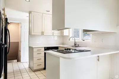 832 E Deerfield Rd S, Salt Lake City, UT 84107 - Photo 15