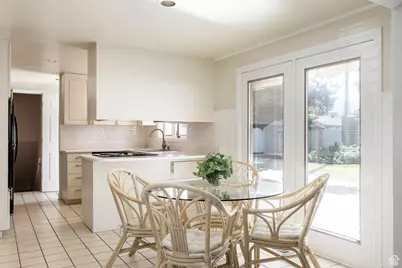 832 E Deerfield Rd S, Salt Lake City, UT 84107 - Photo 19