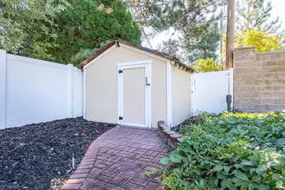 832 E Deerfield Rd S, Salt Lake City, UT 84107 - Photo 13