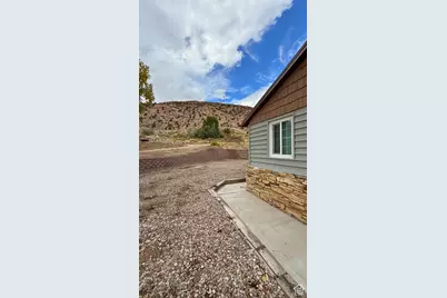 94 W 3rd N, Manila, UT 84046 - Photo 3