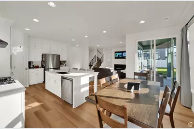 3158 S 2550 W, Syracuse, UT 84075 - Photo 15