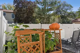 1633 W Rockaway Ln, West Jordan, UT 84088 - Photo 37