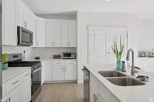 1633 W Rockaway Ln, West Jordan, UT 84088 - Photo 17