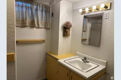 1048 Elm, Brigham City, UT 84302 - Photo 23