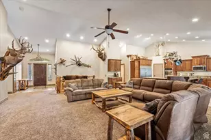 1586 W Rock Hollow Dr, Bluffdale, UT 84065 - Photo 11