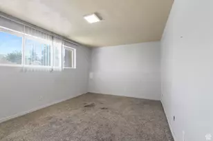 4270 S Whipoorwhil St, West Valley, UT 84120 - Photo 17