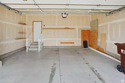 4602 S Hathaway Dr E, Roy, UT 84067 - Photo 51