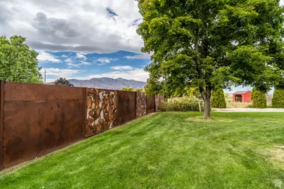 323 N 400 W, Hyrum, UT 84319 - Photo 39