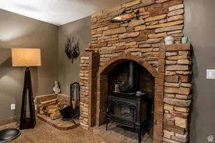 323 N 400 W, Hyrum, UT 84319 - Photo 23