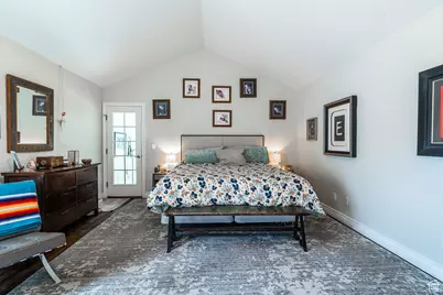 323 N 400 W, Hyrum, UT 84319 - Photo 13