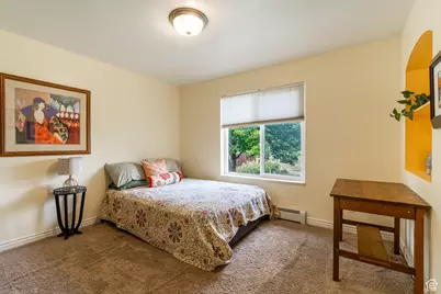 323 N 400 W, Hyrum, UT 84319 - Photo 21