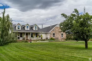 323 N 400 W, Hyrum, UT 84319 - Photo 37