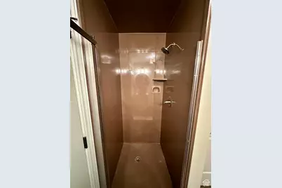 323 N 400 W, Hyrum, UT 84319 - Photo 17