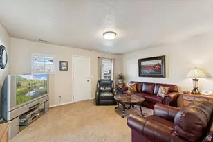 708 Sandhill Ct, Lehi, UT 84043 - Photo 41