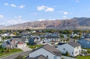 2226 S Betsy's Way, Kaysville, UT 84037 - Photo 47