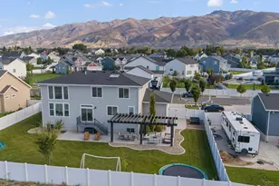 2226 S Betsy's Way, Kaysville, UT 84037 - Photo 45