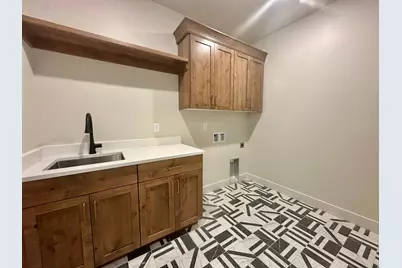 296 E 1100 N #19, Hurricane, UT 84737 - Photo 33