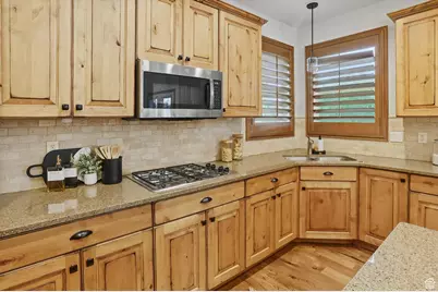 1539 W Misty Breeze Cir, Kaysville, UT 84037 - Photo 21