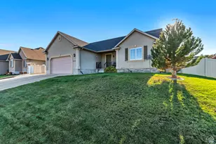 2237 S Maverick Rd, Saratoga Springs, UT 84045 - Photo 1