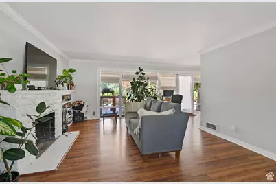 4092 S 2700 E, Holladay, UT 84124 - Photo 5