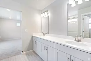 57 E Broadway Dr, Saratoga Springs, UT 84045 - Photo 19