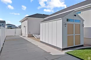 6456 Black Ridge Dr, Stansbury Park, UT 84074 - Photo 27