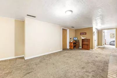 209 W Millcreek Way S, Tooele, UT 84074 - Photo 21