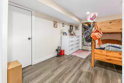 209 W Millcreek Way S, Tooele, UT 84074 - Photo 25