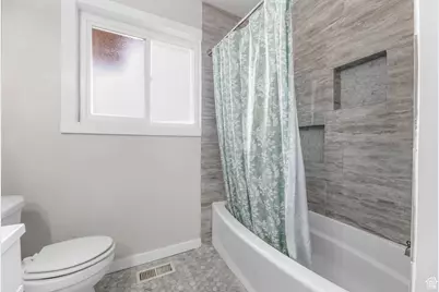 209 W Millcreek Way S, Tooele, UT 84074 - Photo 19