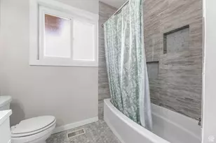 209 W Millcreek Way S, Tooele, UT 84074 - Photo 19