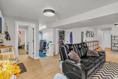 3963 W Hollandia Ln, West Jordan, UT 84084 - Photo 17