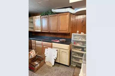 2322 W Surrey Rd, Taylorsville, UT 84129 - Photo 49