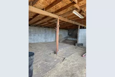 2322 W Surrey Rd, Taylorsville, UT 84129 - Photo 77