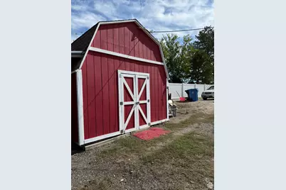 2322 W Surrey Rd, Taylorsville, UT 84129 - Photo 99