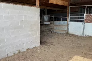 2322 W Surrey Rd, Taylorsville, UT 84129 - Photo 79