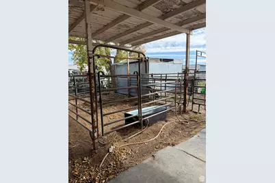 2322 W Surrey Rd, Taylorsville, UT 84129 - Photo 89