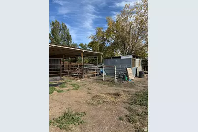 2322 W Surrey Rd, Taylorsville, UT 84129 - Photo 73