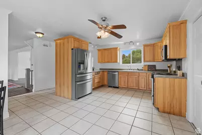 10 S 1300 E, Logan, UT 84321 - Photo 11