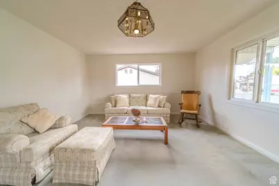 470 N 400 E, Roosevelt, UT 84066 - Photo 7